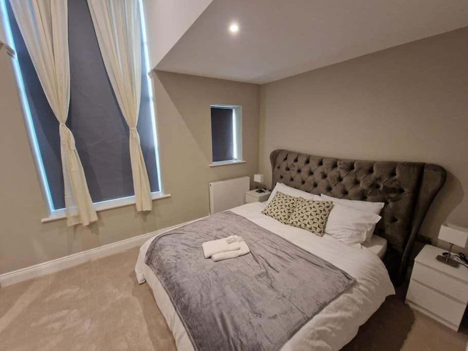 Vila Stunning Newbuilt 3 Bed House Sleeps 9 Edmonton Exteriér fotografie